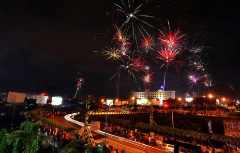 Kota Malioboro-Yogyakarta dimalam tahun baru 2013... 